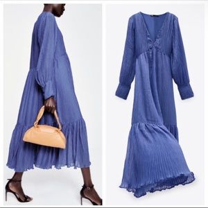 Zara Voluminous Dress - Blue